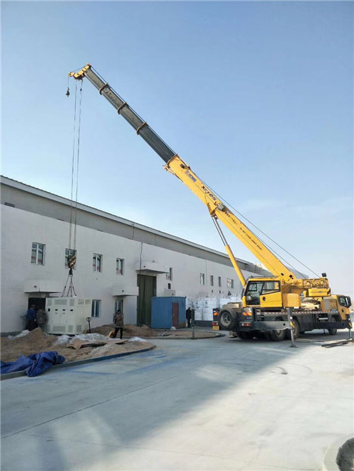鄂州市“超载就喊停”—— 吊车的 “重量保镖” 技术